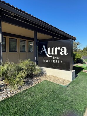 Front of property - Aura Inn Monterey (Monterey)