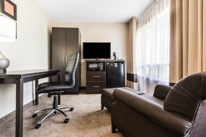 Premium bedding, desk, blackout drapes, iron/ironing board