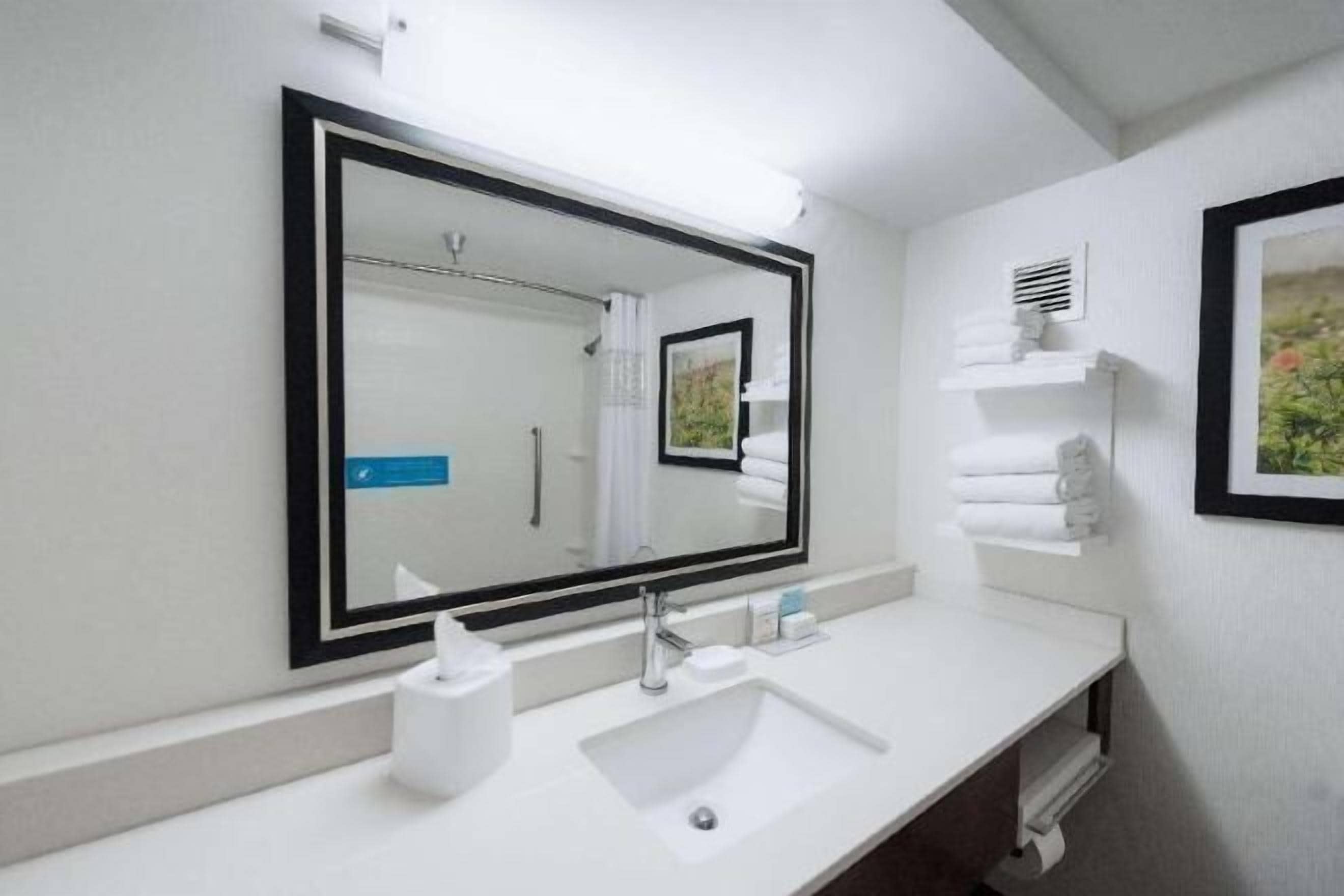 Bathroom | Hair dryer, towels, soap, shampoo