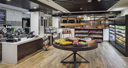 DoubleTree by Hilton Hotel Denver