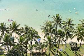 Surfing/boogie boarding - Park Shore Waikiki (Honolulu)