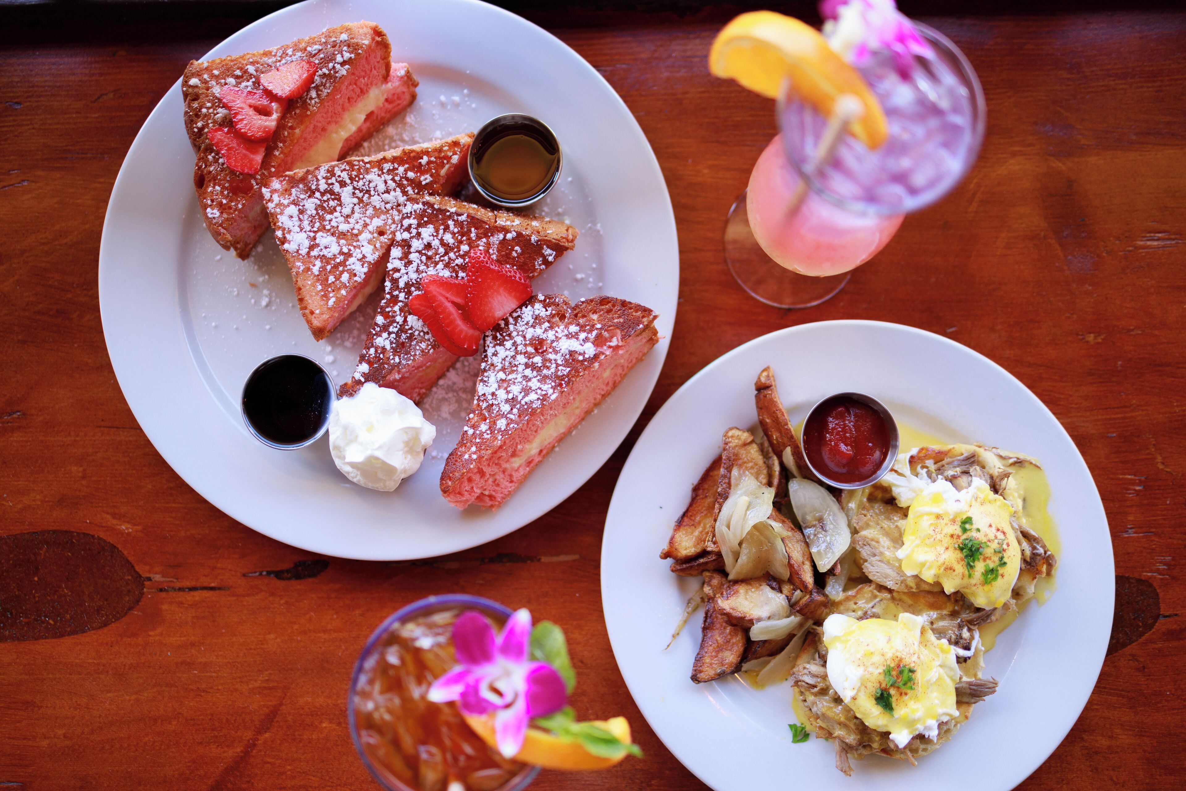 3 restaurants, breakfast, lunch, dinner served; japanese cuisine