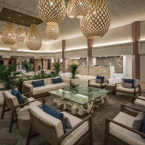 Lobby sitting area - Park Shore Waikiki (Honolulu)
