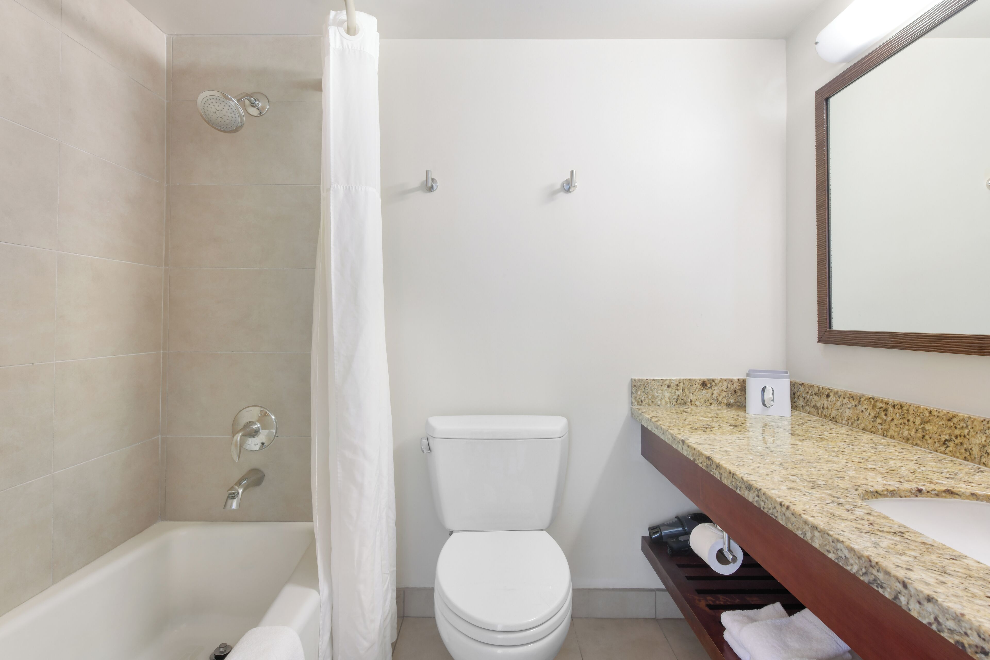 room, 1 king bed, poolside (lanai) | bathroom | eco-friendly toiletries, hair dryer, towels