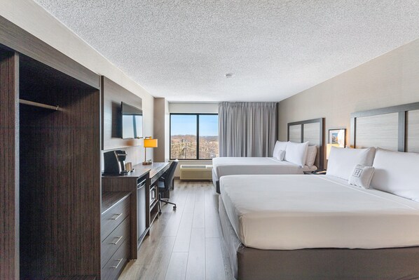 Standard Room with 2 Queens | Egyptian cotton sheets, premium bedding, Select Comfort beds