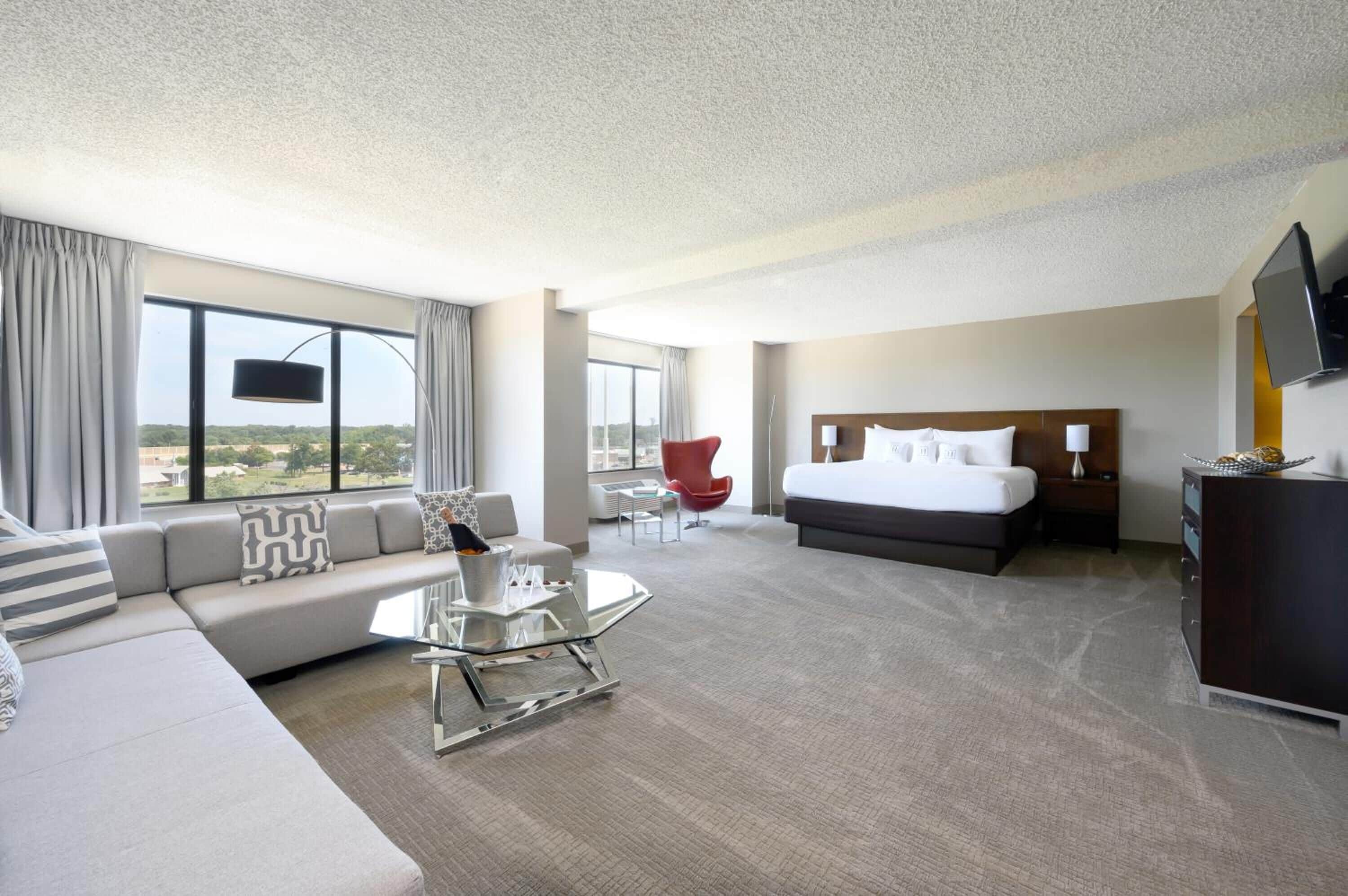 ملاءات من القطن المصري وأغطية فراش متميزة وأسرّة سليكت كومفورت