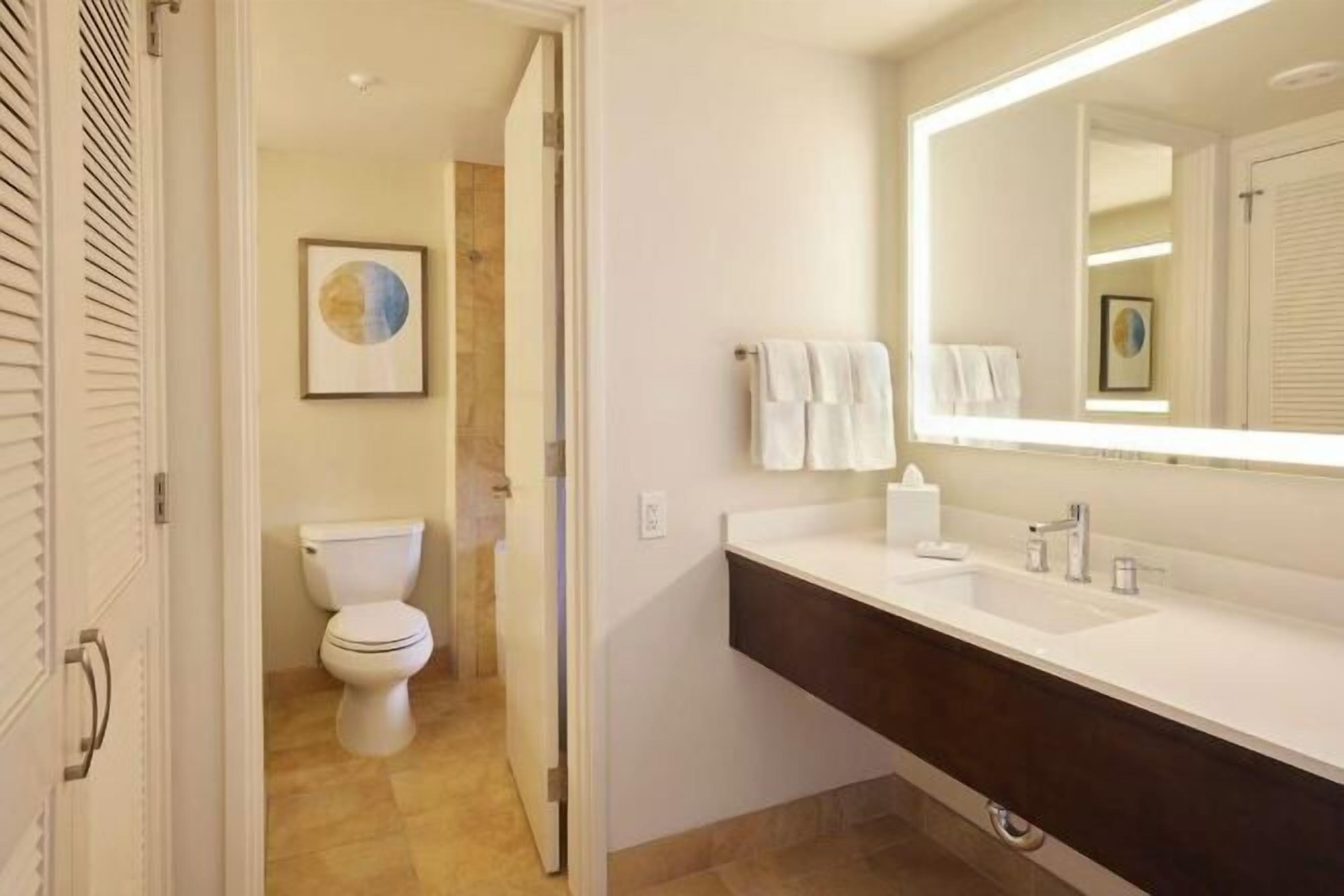 名牌梳洗用品、風筒、提供毛巾