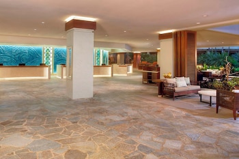 Hotel entrance and lobby at Hilton Hawaiian Village Waikiki Beach Resort