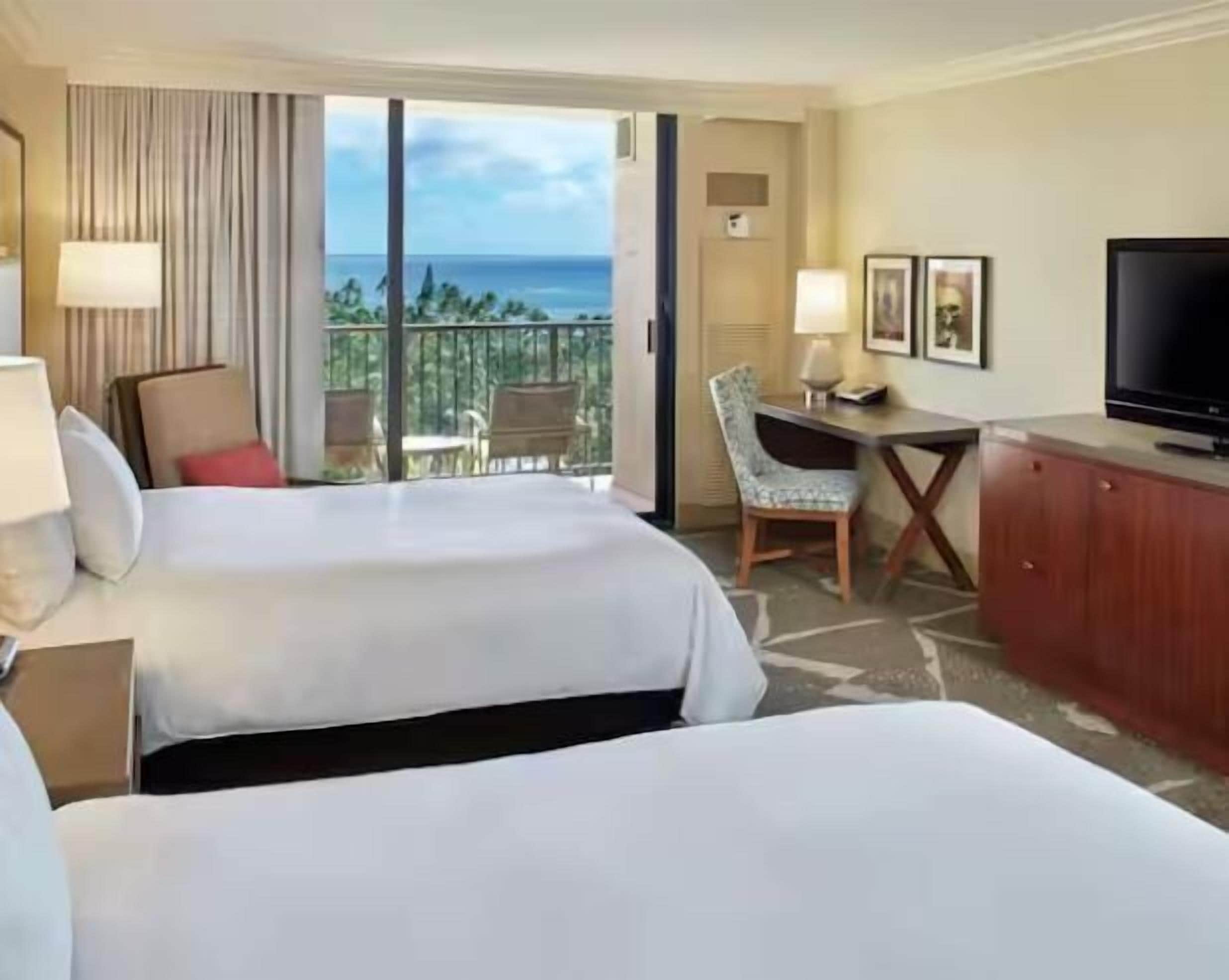 高級寢具、房內夾萬、書桌、手提電腦工作空間