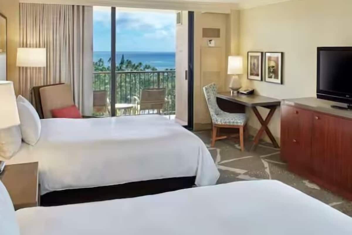 1 bedroom, premium bedding, in-room safe, desk