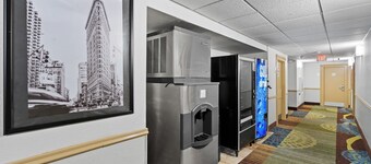 Executive Inn - Fort Lee