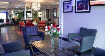 Executive Inn