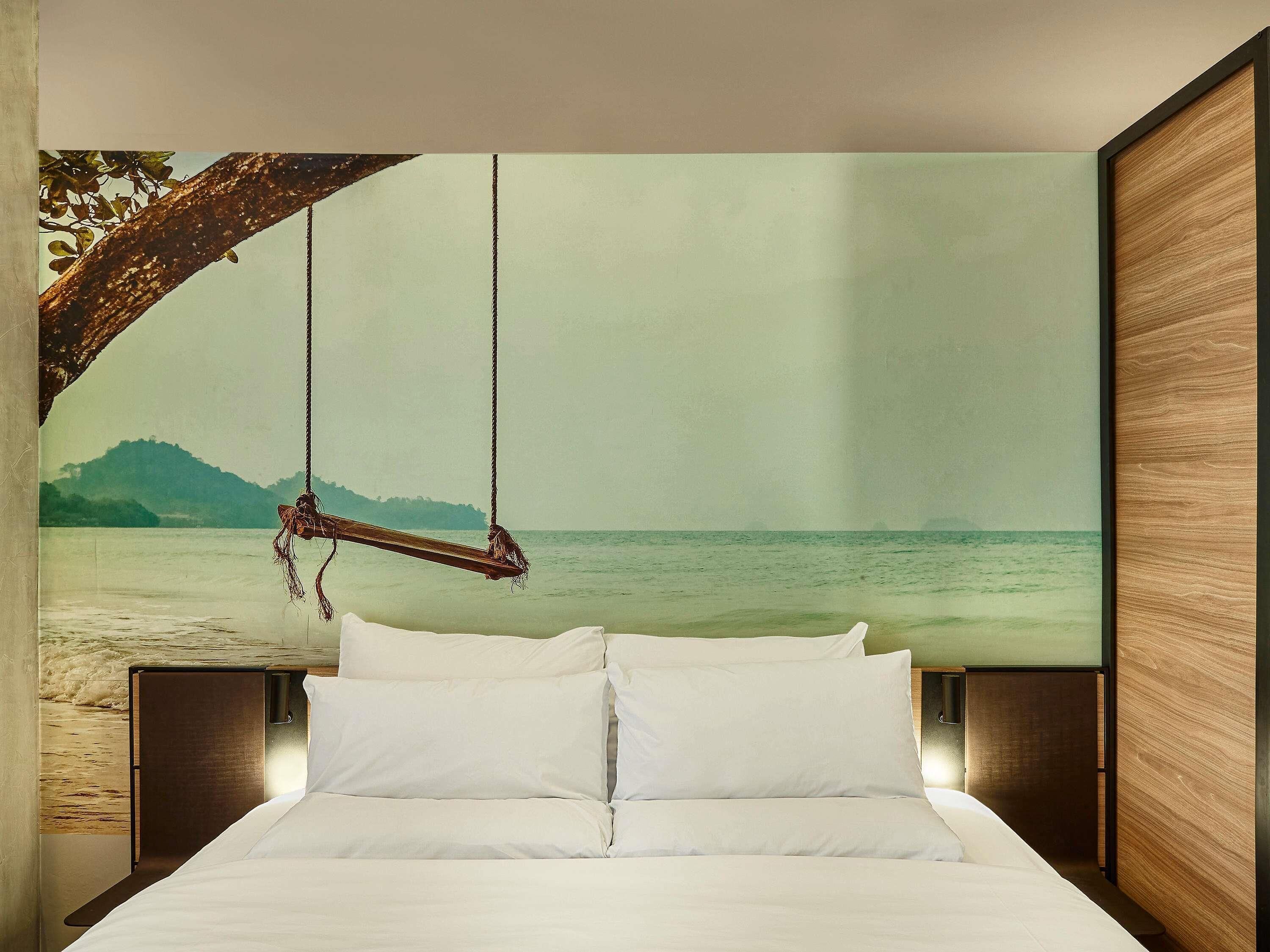 Superior Apartment, 1 Queen Bed | Minibar, in-room safe, desk, blackout drapes