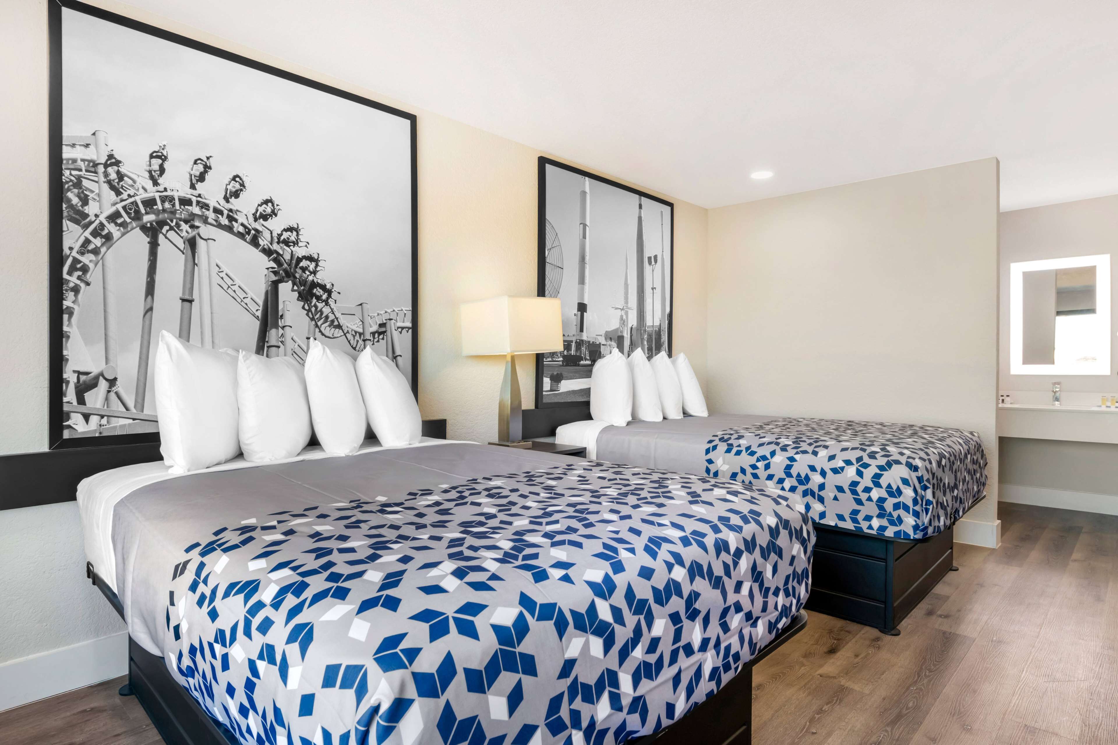 Foto - Super 8 by Wyndham Orlando Near Florida Mall