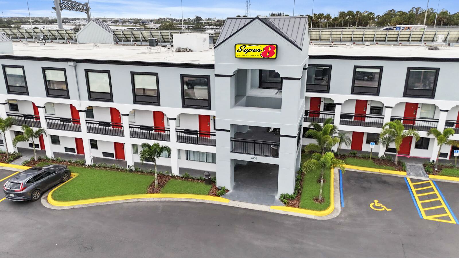 Foto - Super 8 by Wyndham Orlando Near Florida Mall