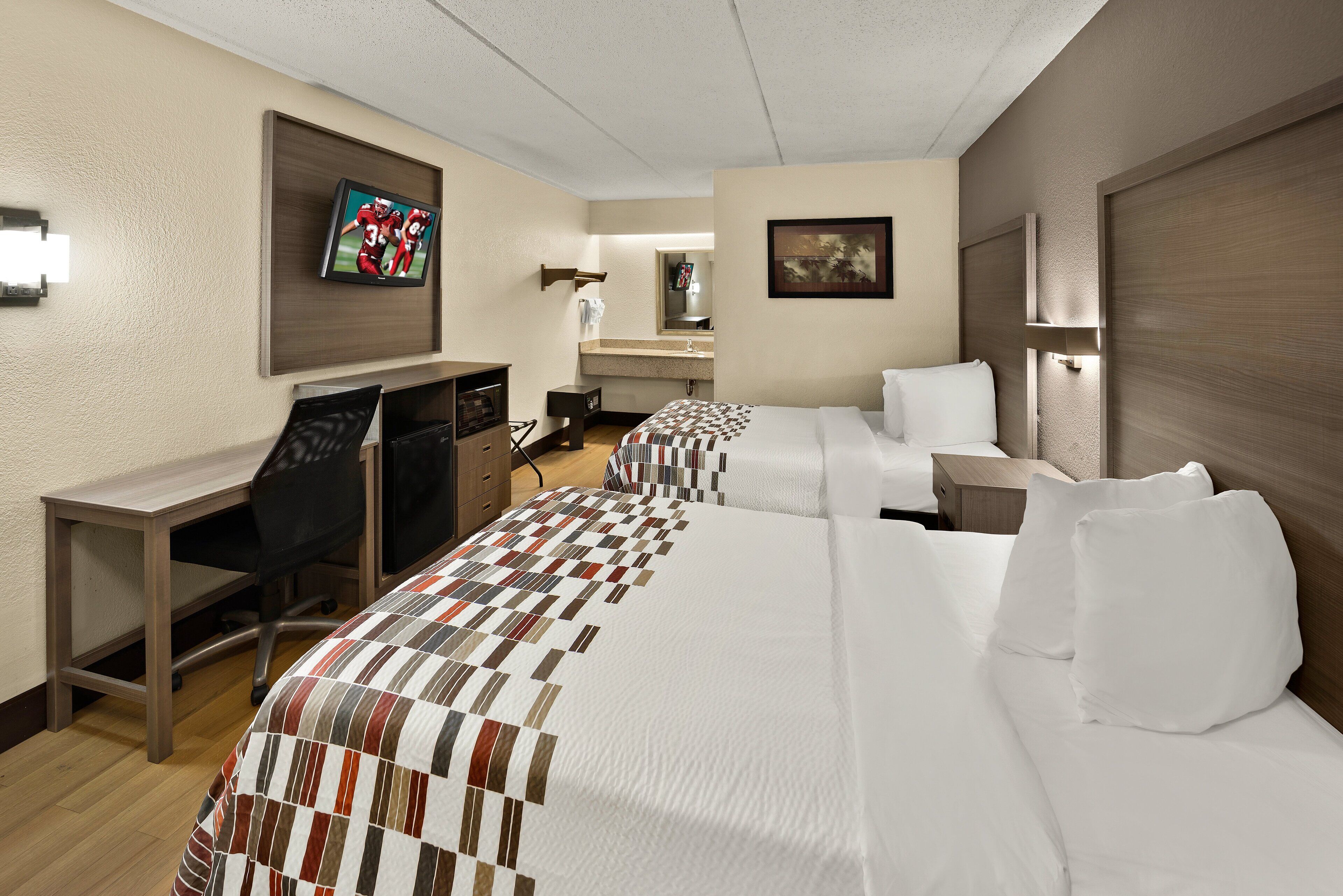 Photo - Red Roof Inn Chapel Hill - UNC