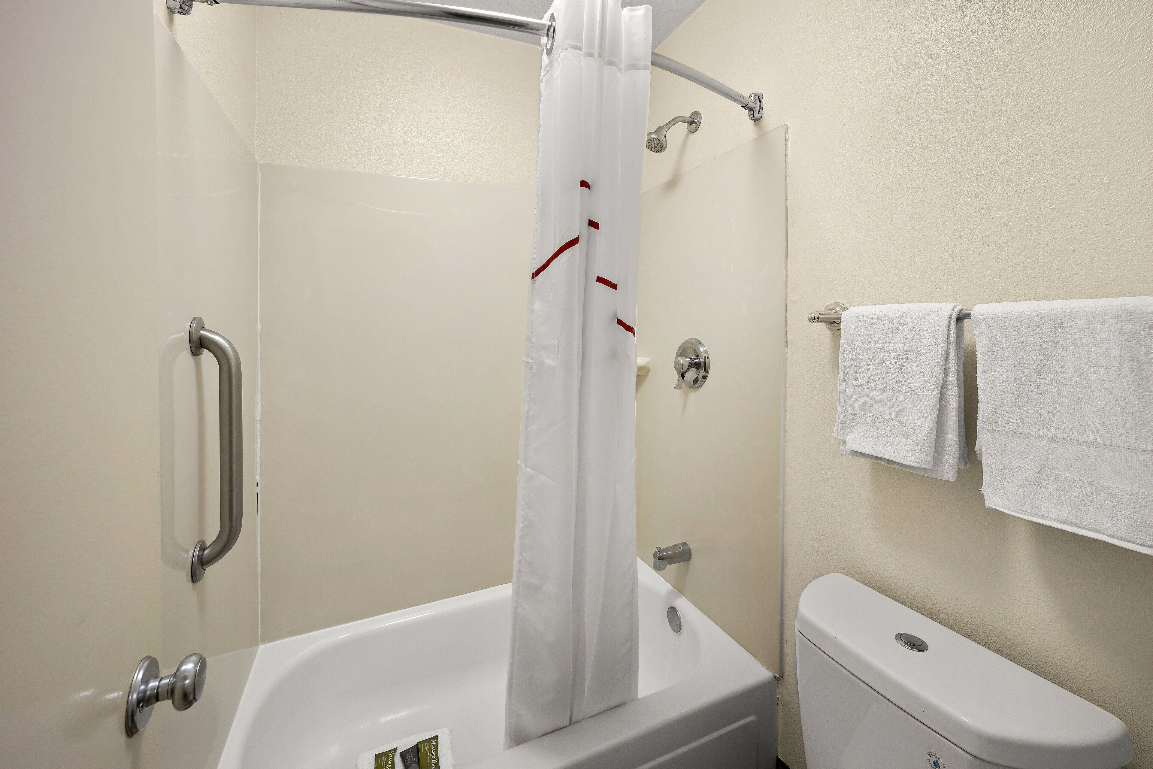 Photo - Red Roof Inn Chapel Hill - UNC