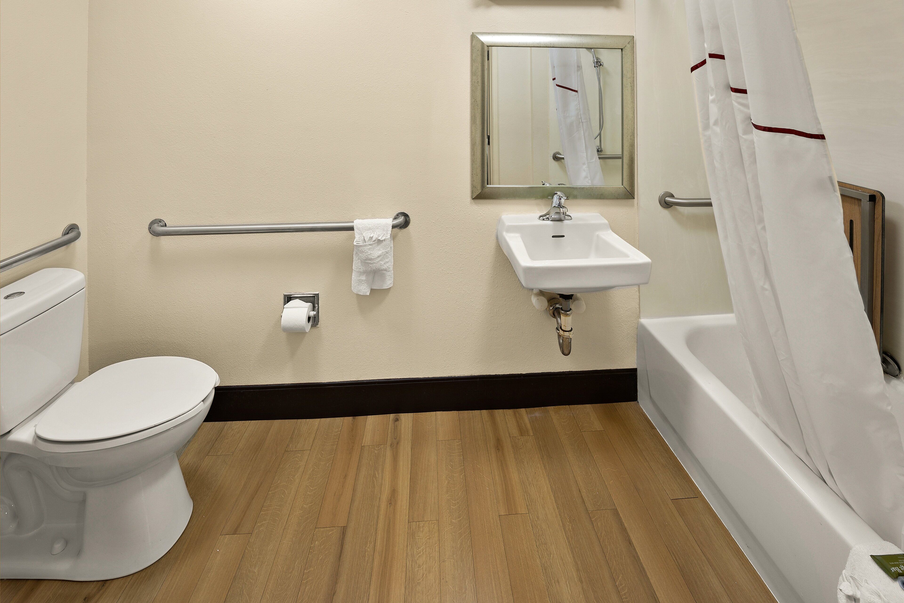 Photo - Red Roof Inn Chapel Hill - UNC