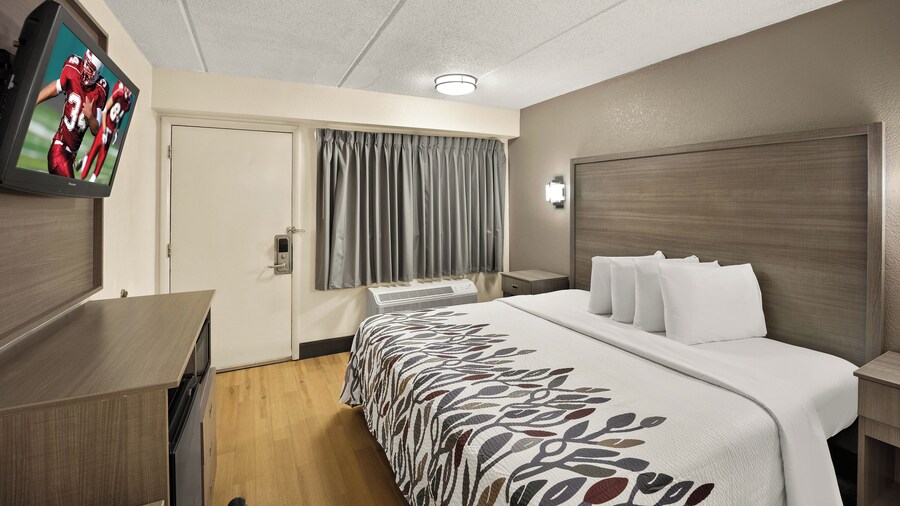 Red Roof Inn Chapel Hill - UNC