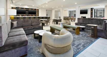 DoubleTree by Hilton Detroit Novi