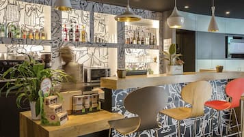 Bar (en la propiedad)