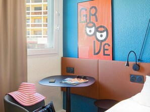 In-room safe, desk, soundproofing, free WiFi - ibis Marseille Timone (Marseille)
