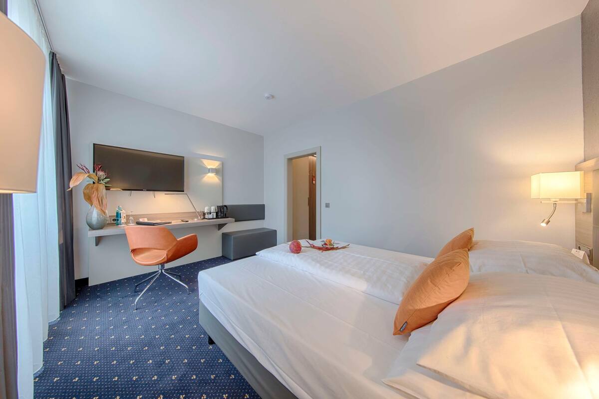 Egyptian cotton sheets, premium bedding, memory foam beds, in-room safe