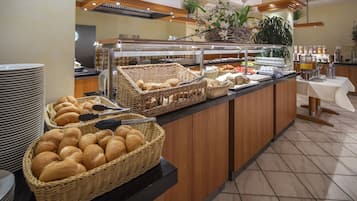 Tägliches inbegriffenes Frühstücksbuffet