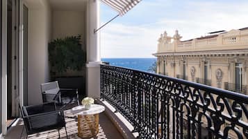 Suite, patio (K. SSE, City or Patio View) | Terras