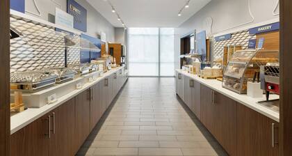 Holiday Inn Express Philadelphia - Penns Landing by IHG