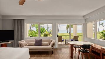 Studio, 1 King Bed, Non Smoking, Oceanfront