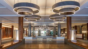 Lobby - Sheraton Fiji Golf & Beach Resort (Nadi)