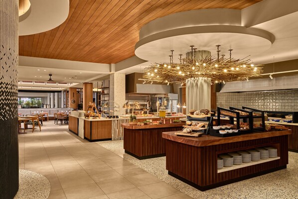 2 restaurants servant le petit déjeuner