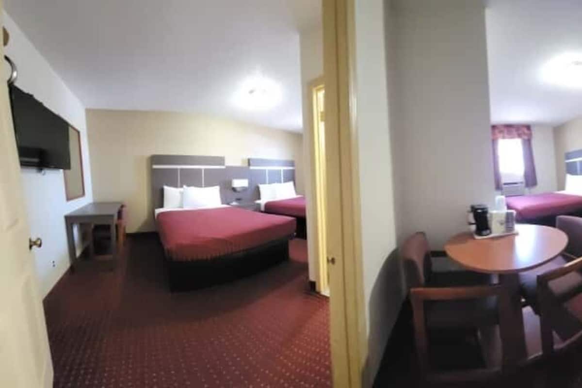 Suite, non-fumeur (3 Queen Beds)