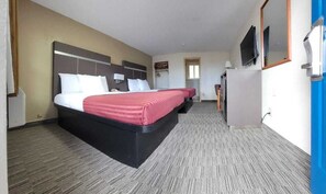 Habitació, 2 llits de matrimoni, no fumadors | Planxa i posts de planxar, bressols, llits addicionals i wifi gratuïta 