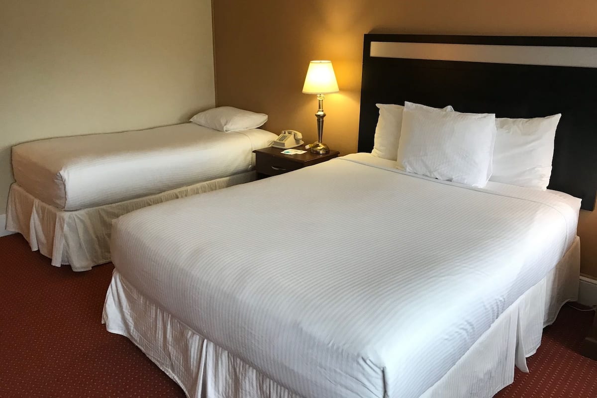 Family Room | Premium bedding, Select Comfort beds, in-room safe