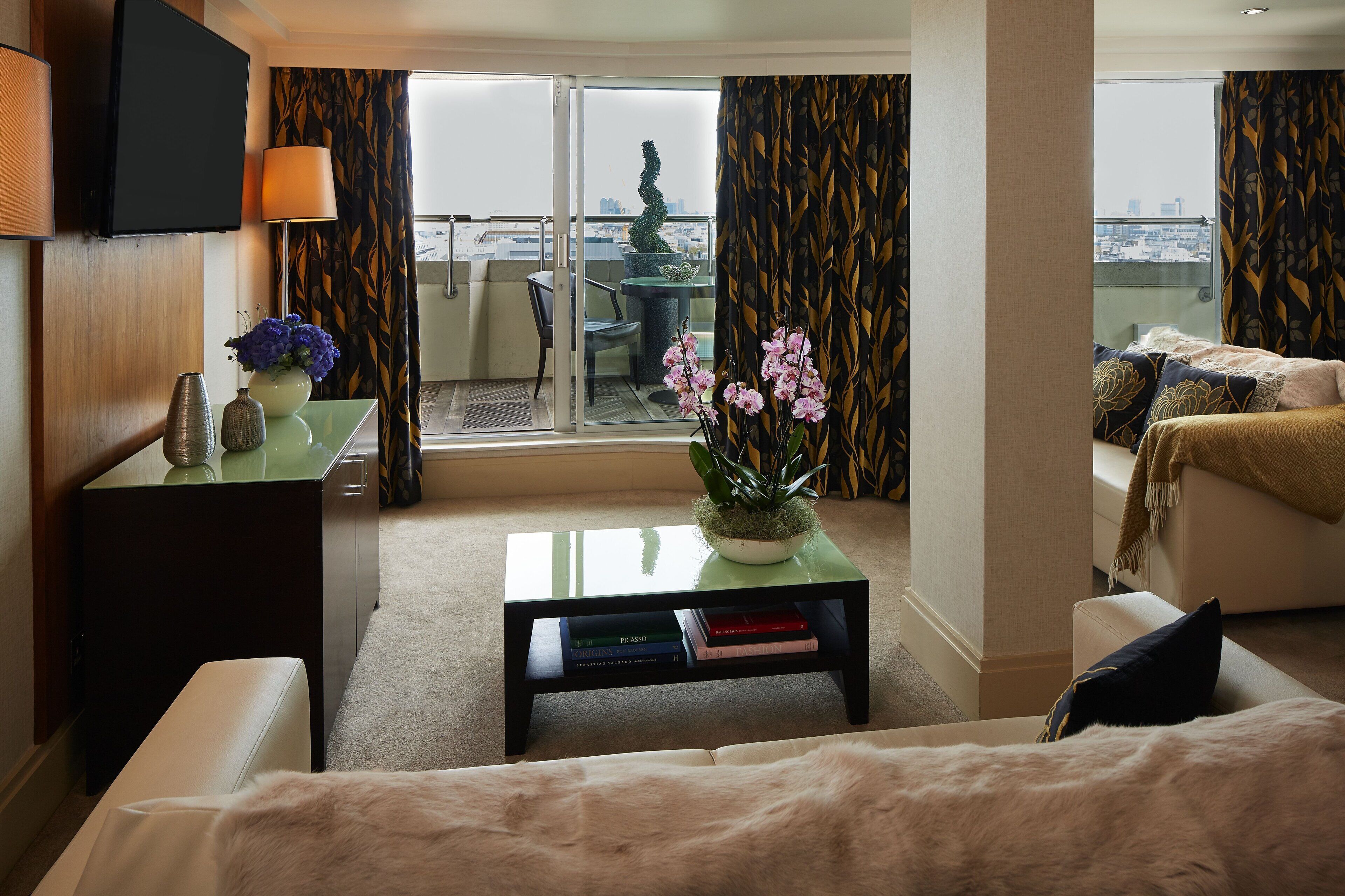 premium bedding, in-room safe, desk, blackout curtains