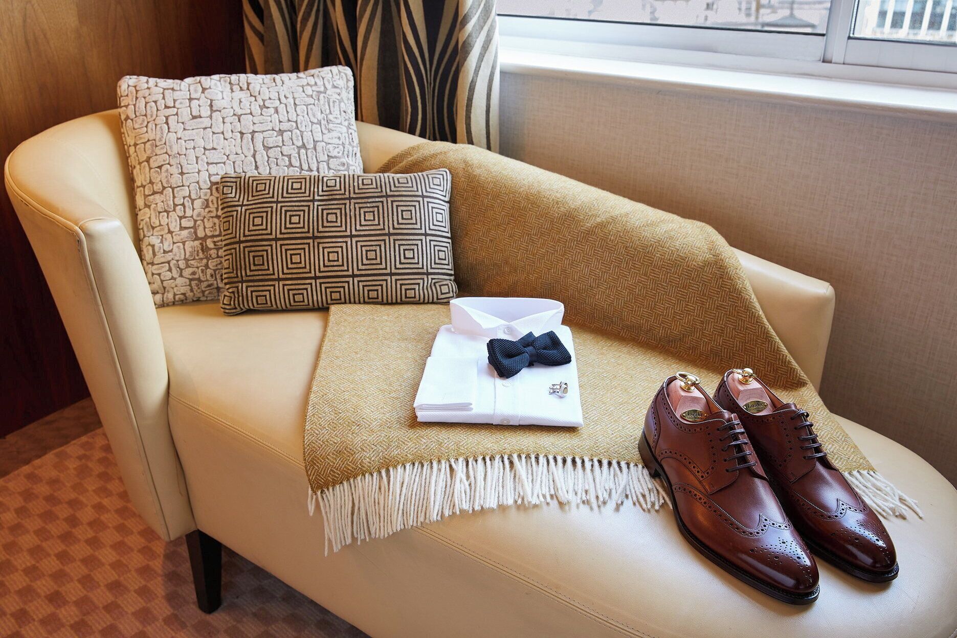 deluxe room, 1 king bed with sofa bed | property amenity