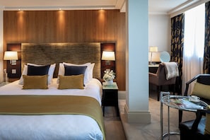 Executive Penthouse, 1 King Bed with Sofa bed (Penthouse King Suite)