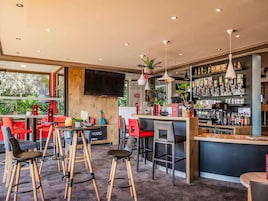 Bar (en el alojamiento)