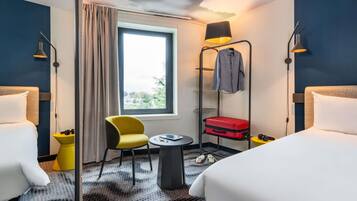 Standard Room, Multiple Beds | Premium bedding, pillowtop beds, in-room safe, desk