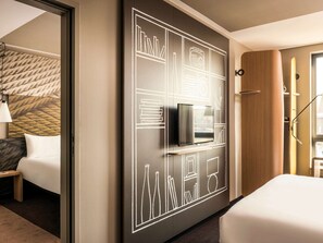Comfort Room, 1 Double Bed | Premium bedding, memory foam beds, in-room safe, desk