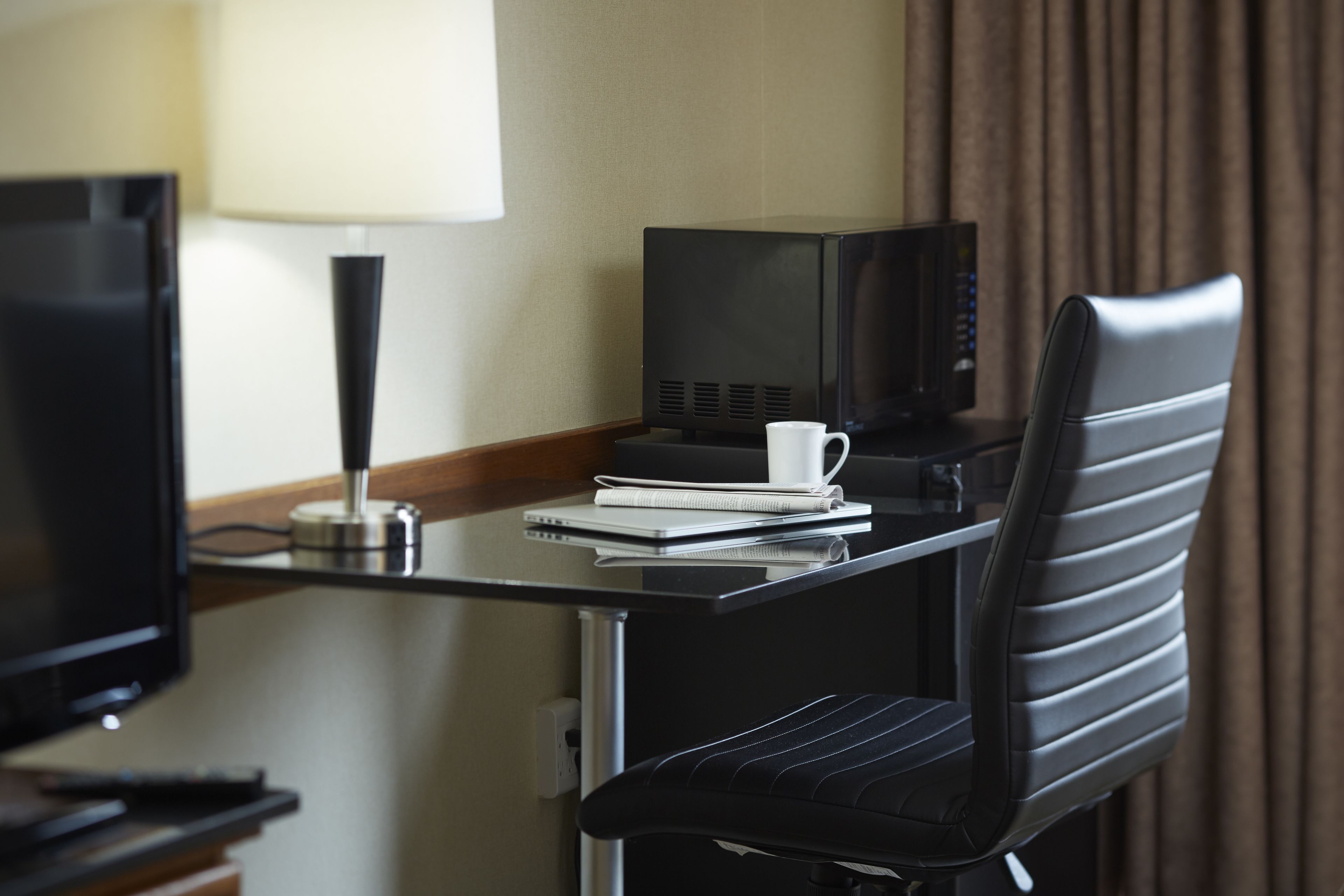 in-room business centre