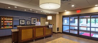Hampton Inn & Suites Philadelphia/Bensalem