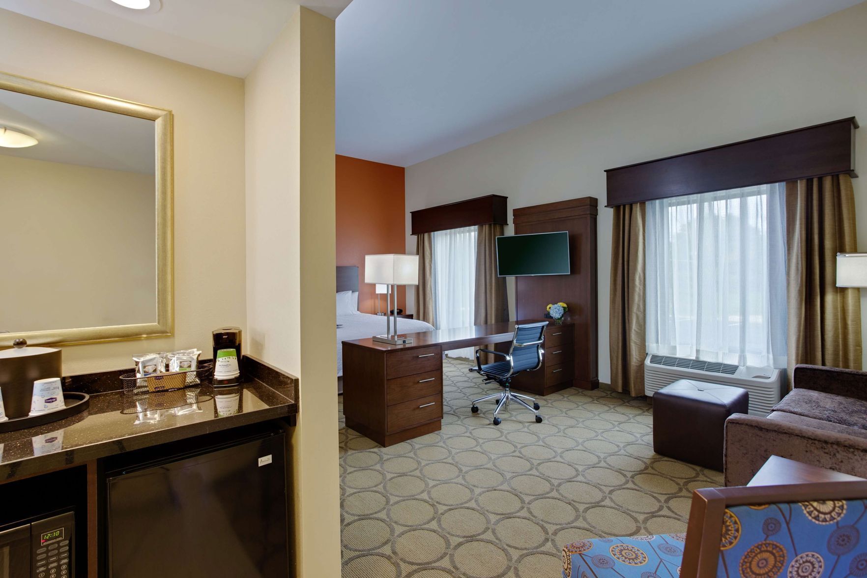 In-room safe, free WiFi, bed sheets, wheelchair access