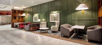 DoubleTree by Hilton Lansing