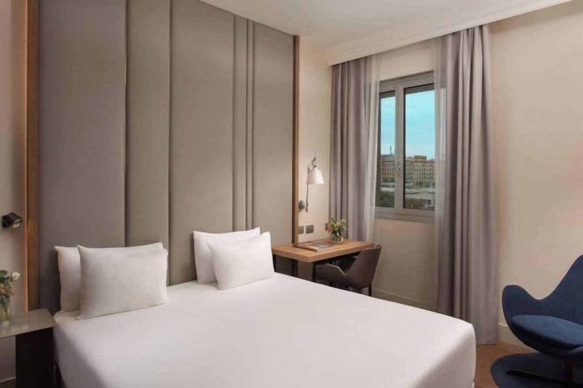 1 chambre, couette en duvet d'oie, minibar