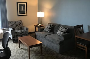 Suite, 1 Bedroom, Non Smoking | In-room safe, desk, iron/ironing board, free cots/infant beds