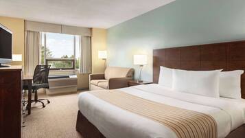 Zimmersafe, Schreibtisch, BĂŒgeleisen/BĂŒgelbrett, kostenlose Babybetten