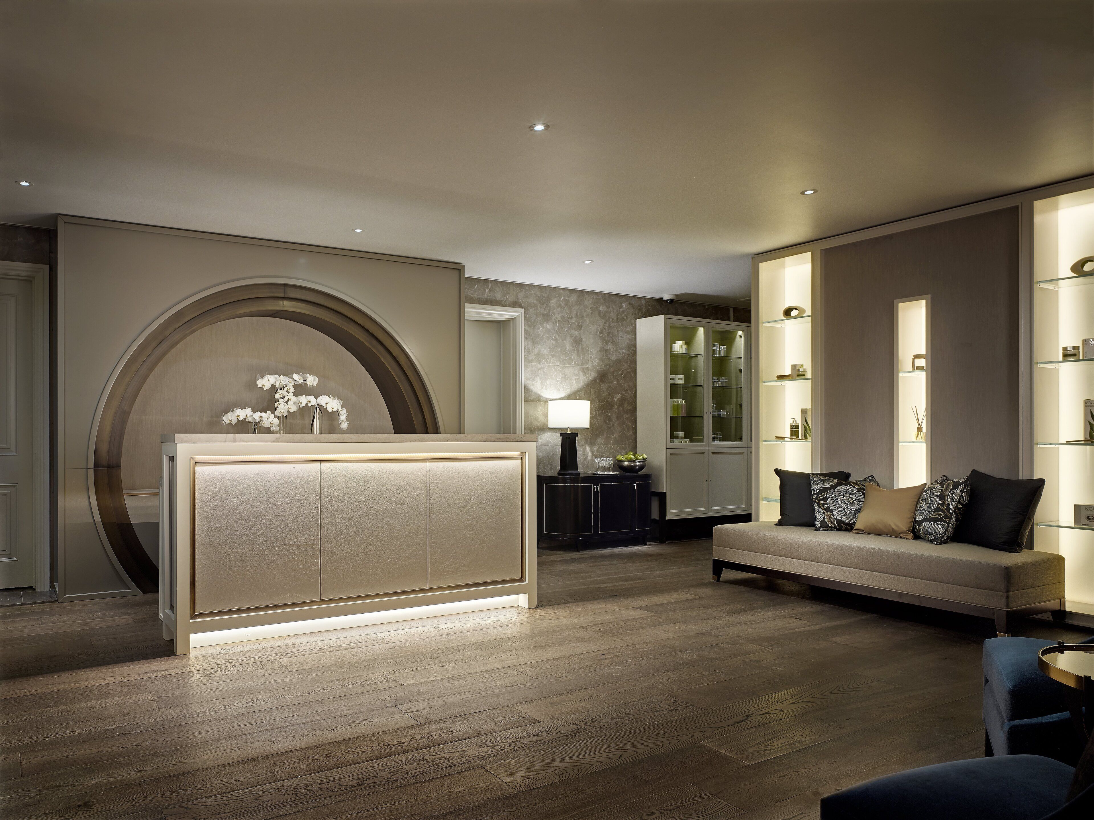 couples treatment room(s), hot tub, steam room, body treatments